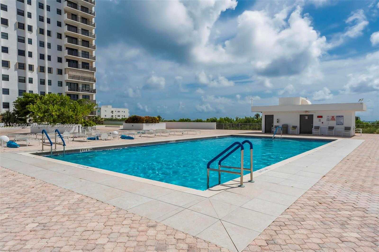 Small Image of 1201 SOUTH OCEAN DR #2107N, Hollywood Number 25