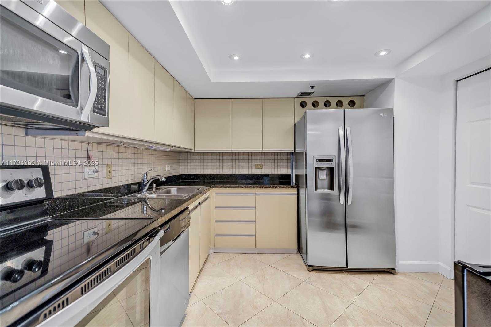 Small Image of 1201 SOUTH OCEAN DR #2107N, Hollywood Number 8