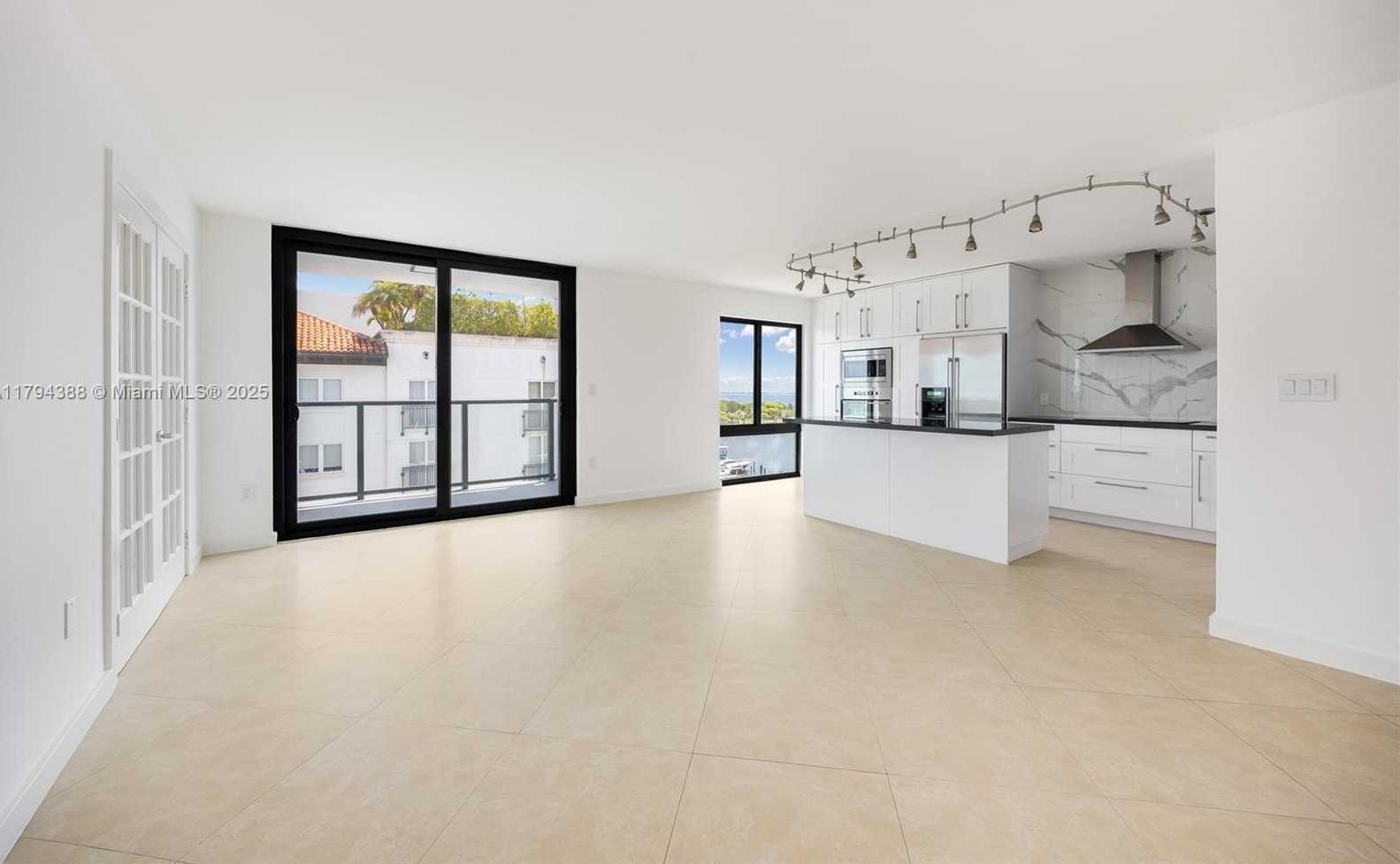 Small Image of 1600 SOUTH BAYSHORE LN #8D, Coconut Grove Number 2