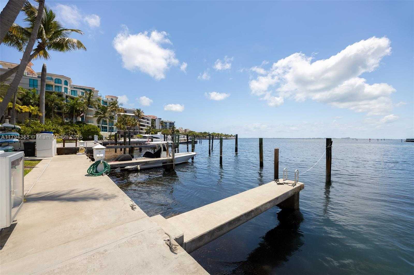Small Image of 1600 SOUTH BAYSHORE LN #8D, Coconut Grove Number 20