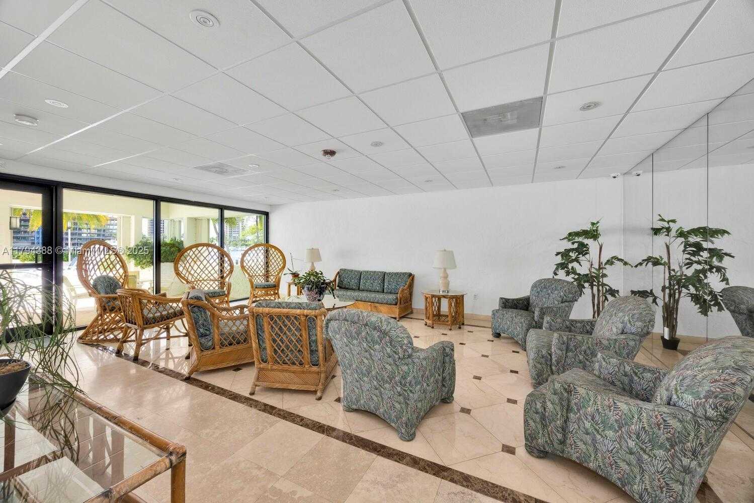 Small Image of 1600 SOUTH BAYSHORE LN #8D, Coconut Grove Number 34