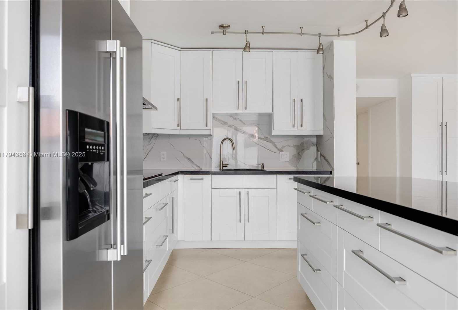 Small Image of 1600 SOUTH BAYSHORE LN #8D, Coconut Grove Number 8