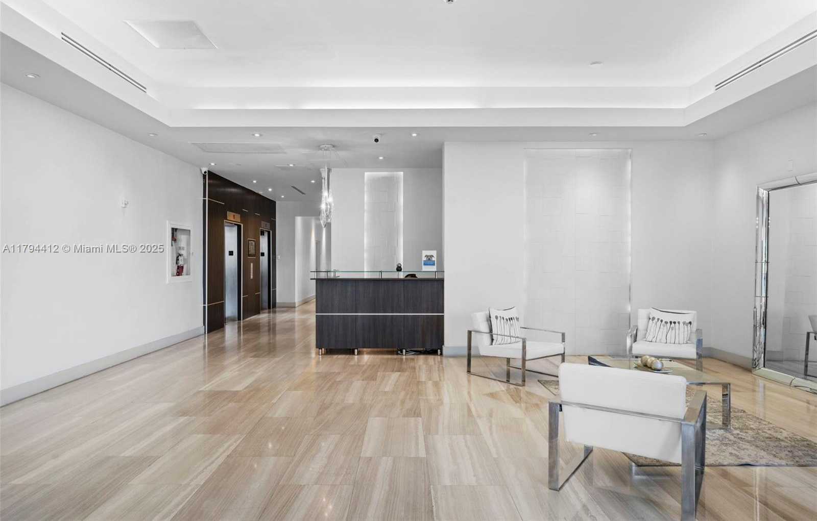 Small Image of 1228 WEST AVE #605, Miami Beach Number 17