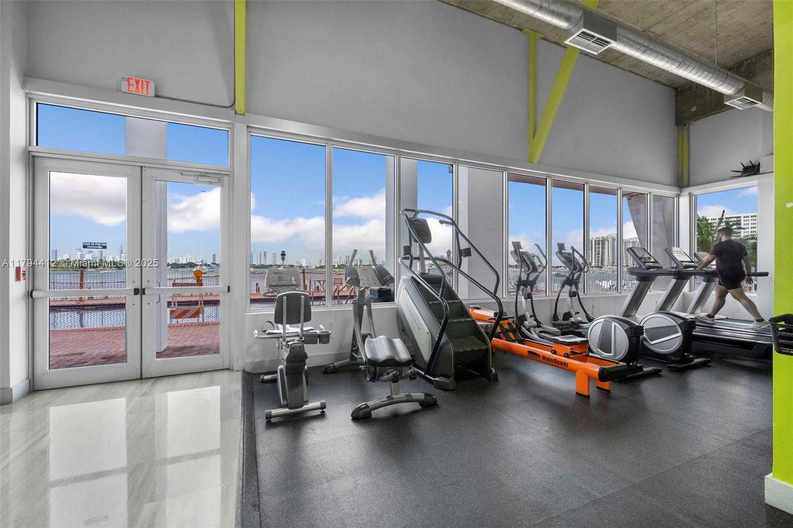 Small Image of 1228 WEST AVE #605, Miami Beach Number 19