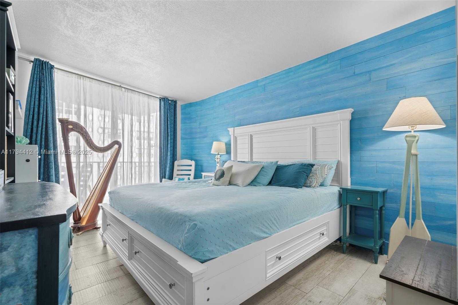 Small Image of 1228 WEST AVE #605, Miami Beach Number 8