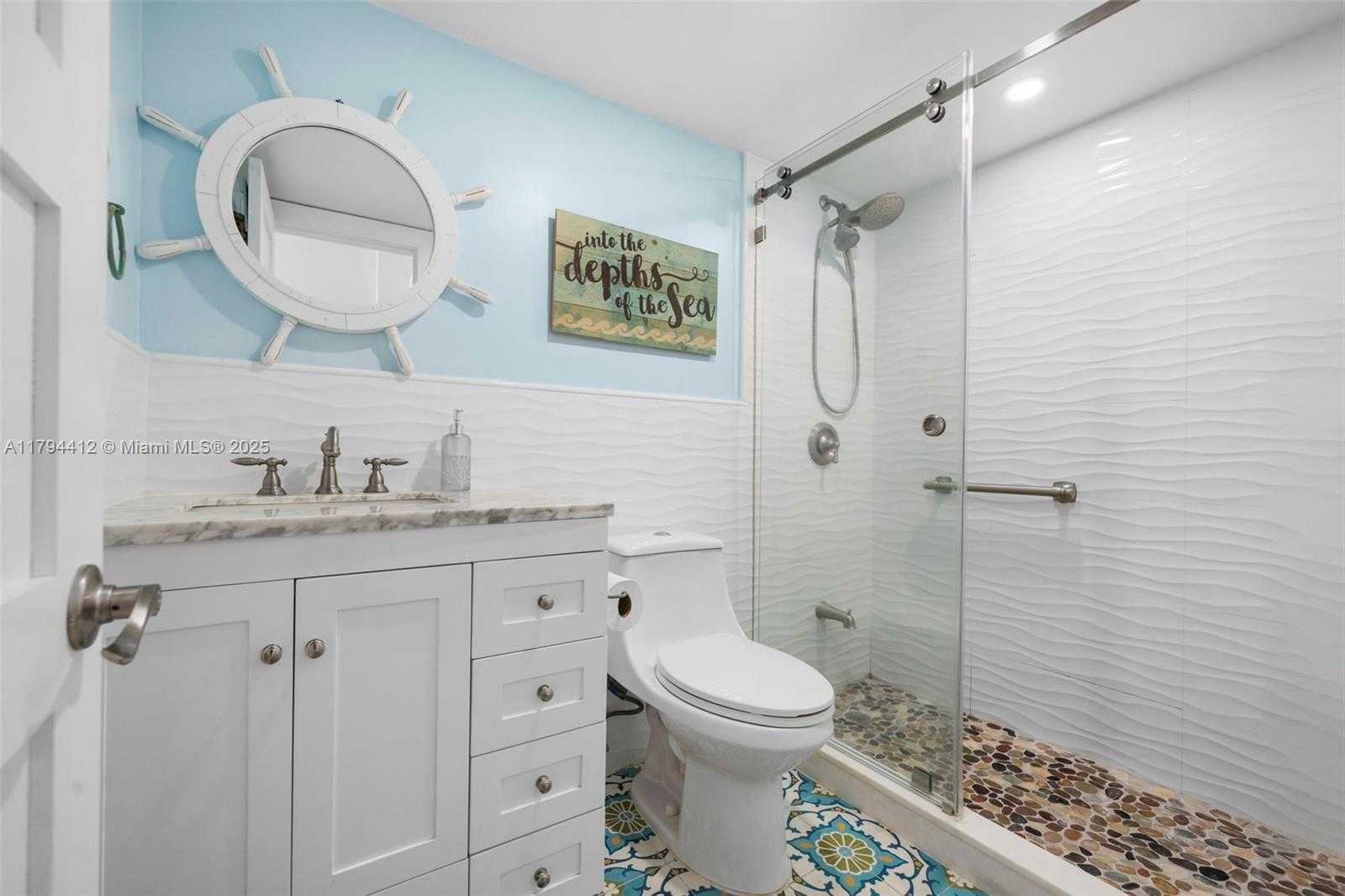 Small Image of 1228 WEST AVE #605, Miami Beach Number 9