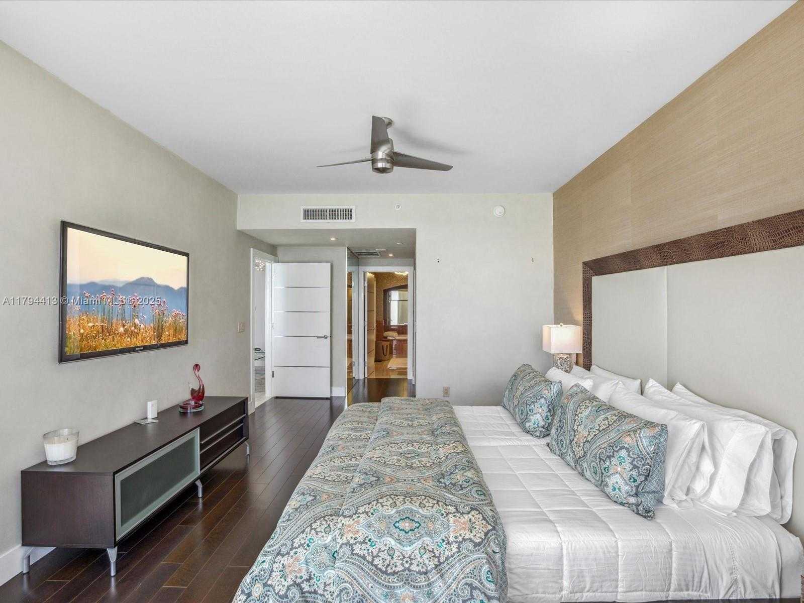 Small Image of 17875 COLLINS AVE #1605, Sunny Isles Beach Number 38
