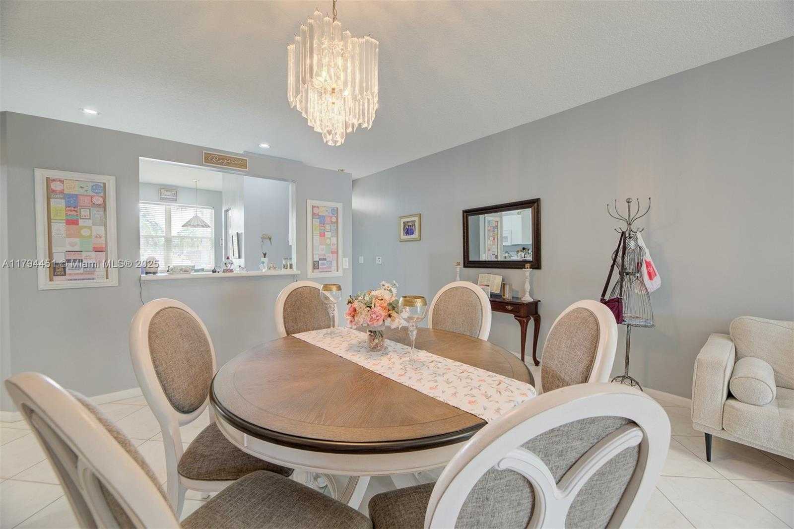 Small Image of 9591 NORTH CRESCENT VIEW DR N #9591, Boynton Beach Number 16