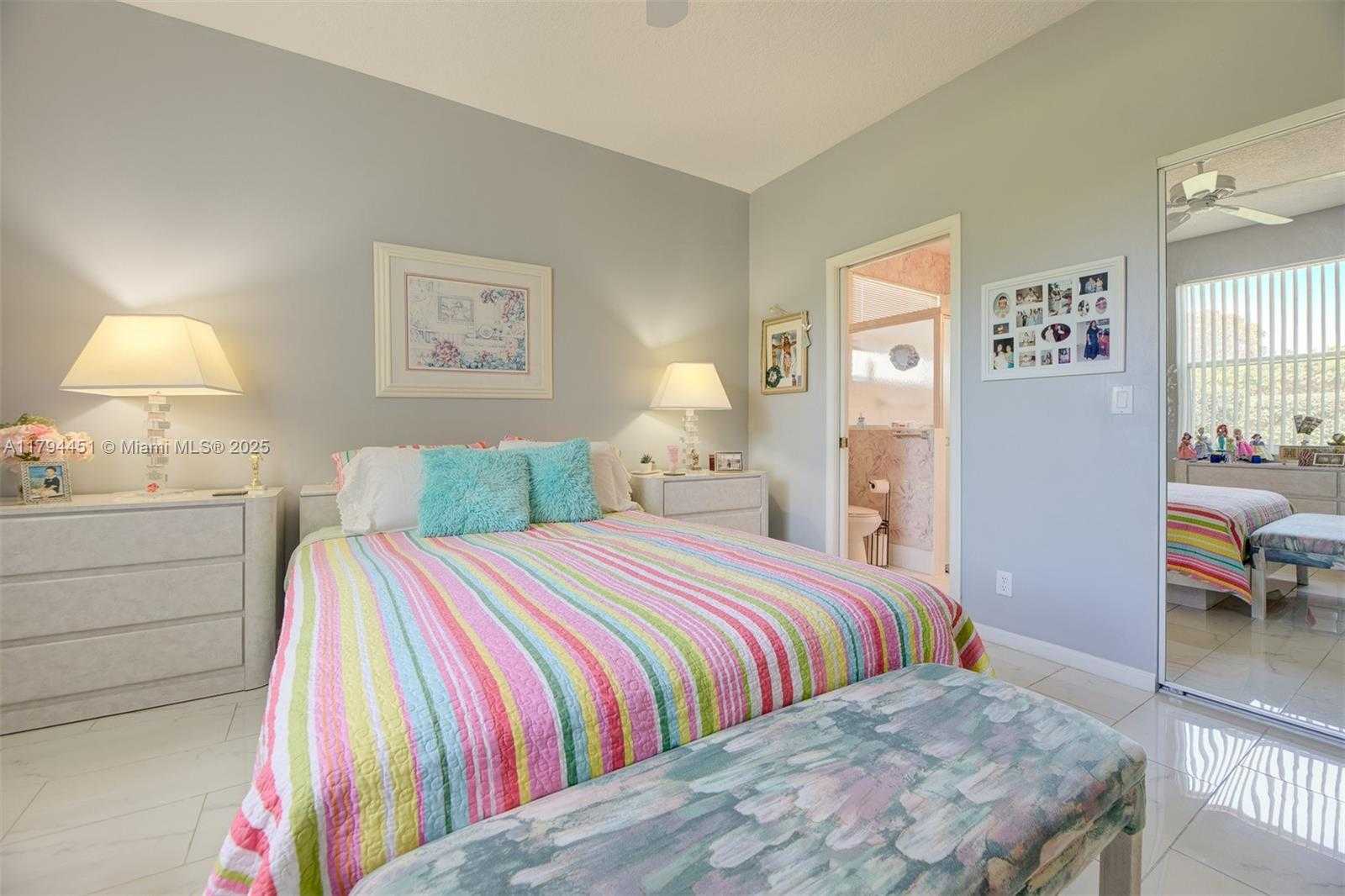 Small Image of 9591 NORTH CRESCENT VIEW DR N #9591, Boynton Beach Number 24