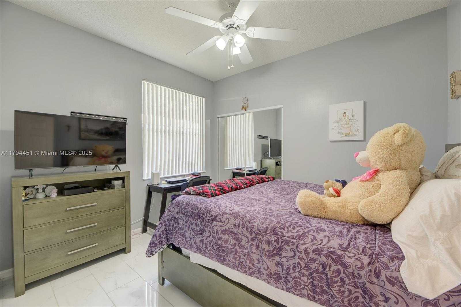 Small Image of 9591 NORTH CRESCENT VIEW DR N #9591, Boynton Beach Number 29