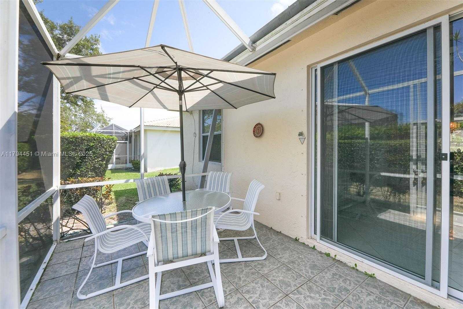 Small Image of 9591 NORTH CRESCENT VIEW DR N #9591, Boynton Beach Number 39