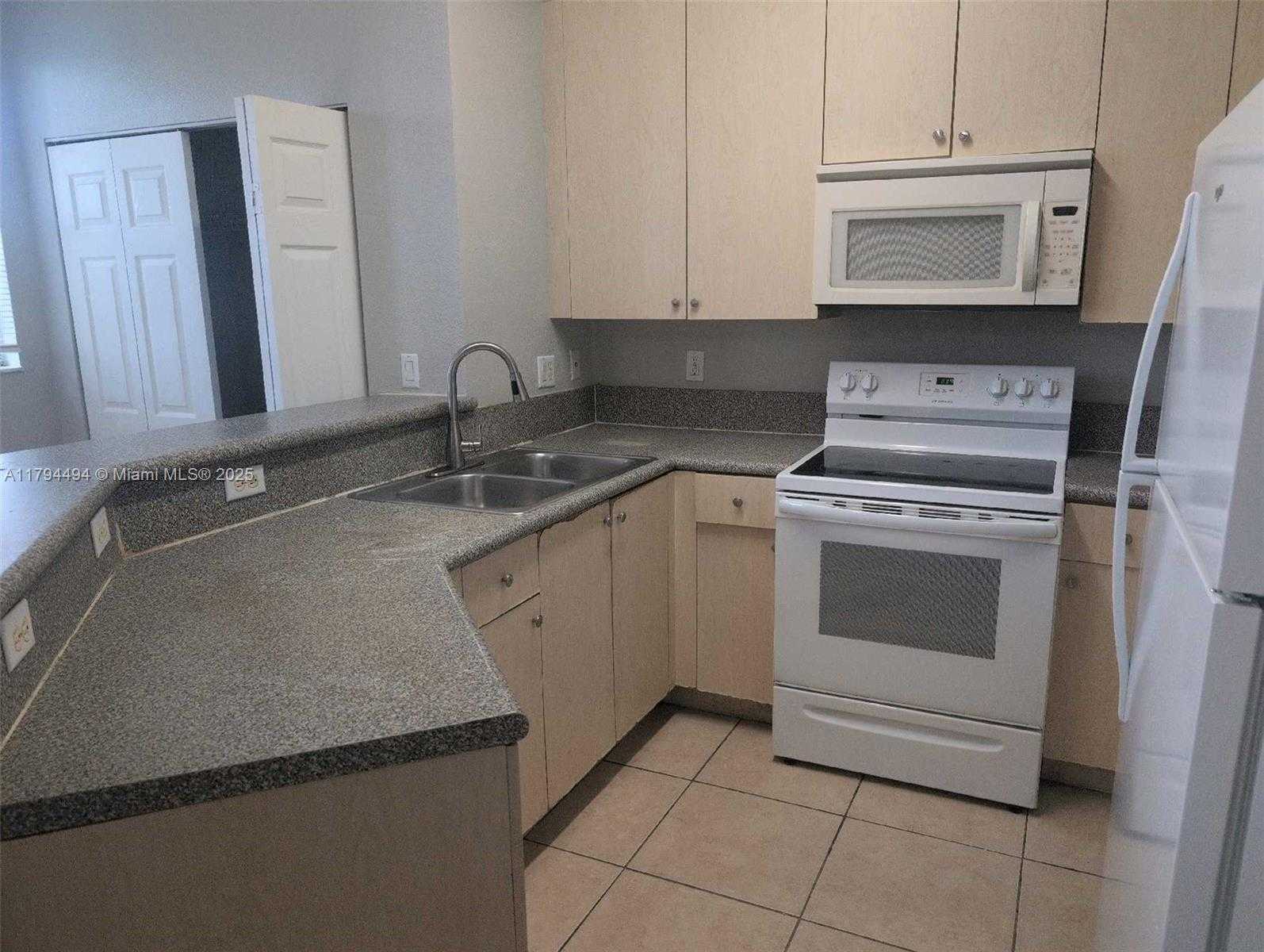 Small Image of 430 NORTH EAST 21ST AVE, Homestead Number 18