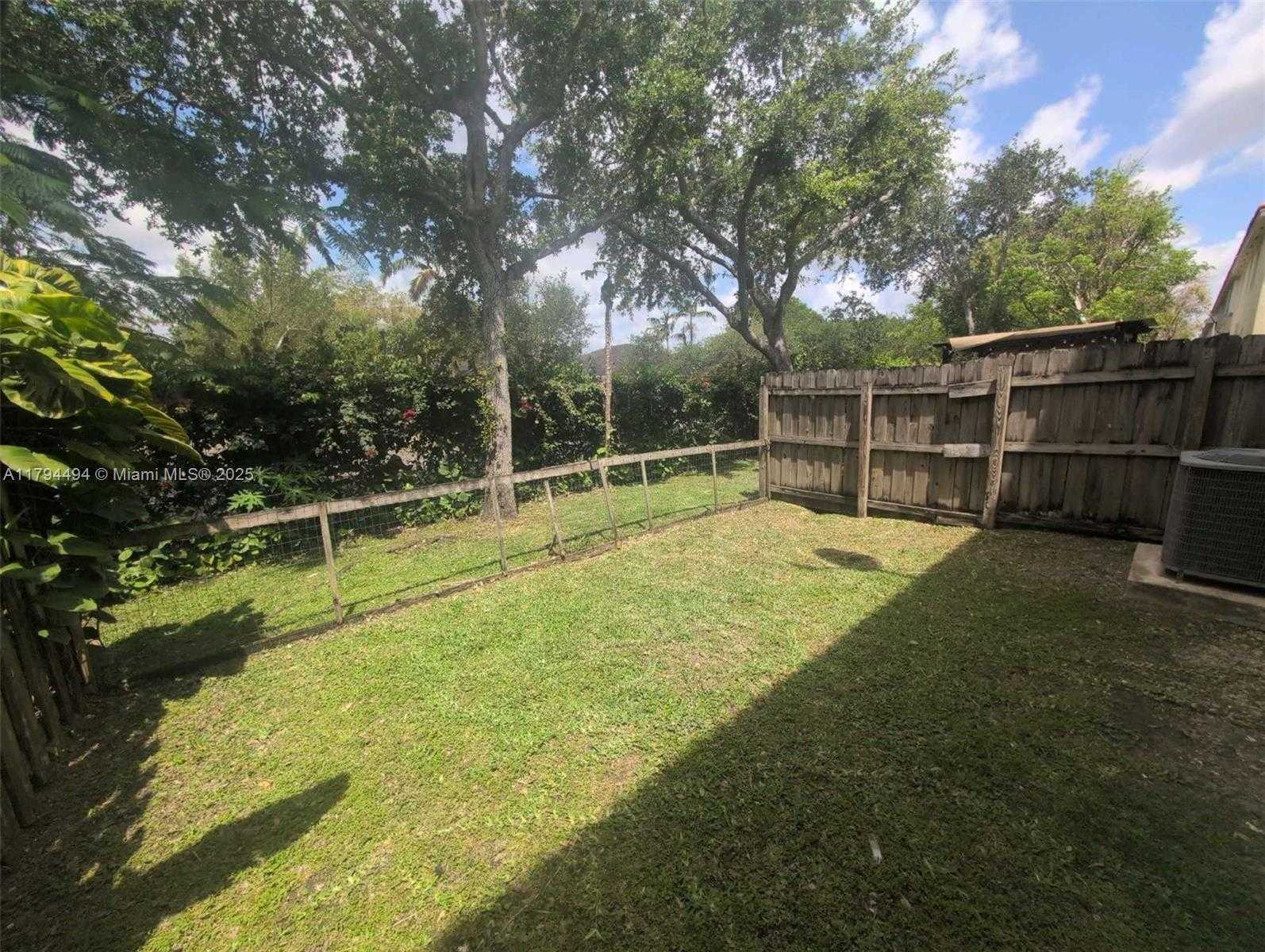 Small Image of 430 NORTH EAST 21ST AVE, Homestead Number 6
