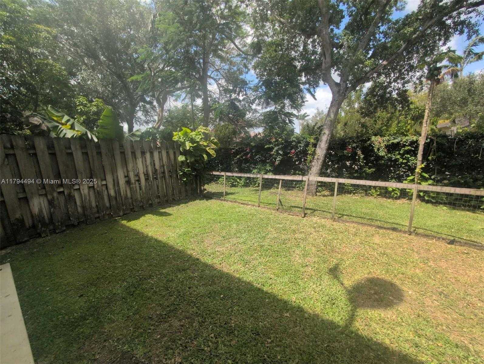 Small Image of 430 NORTH EAST 21ST AVE, Homestead Number 7