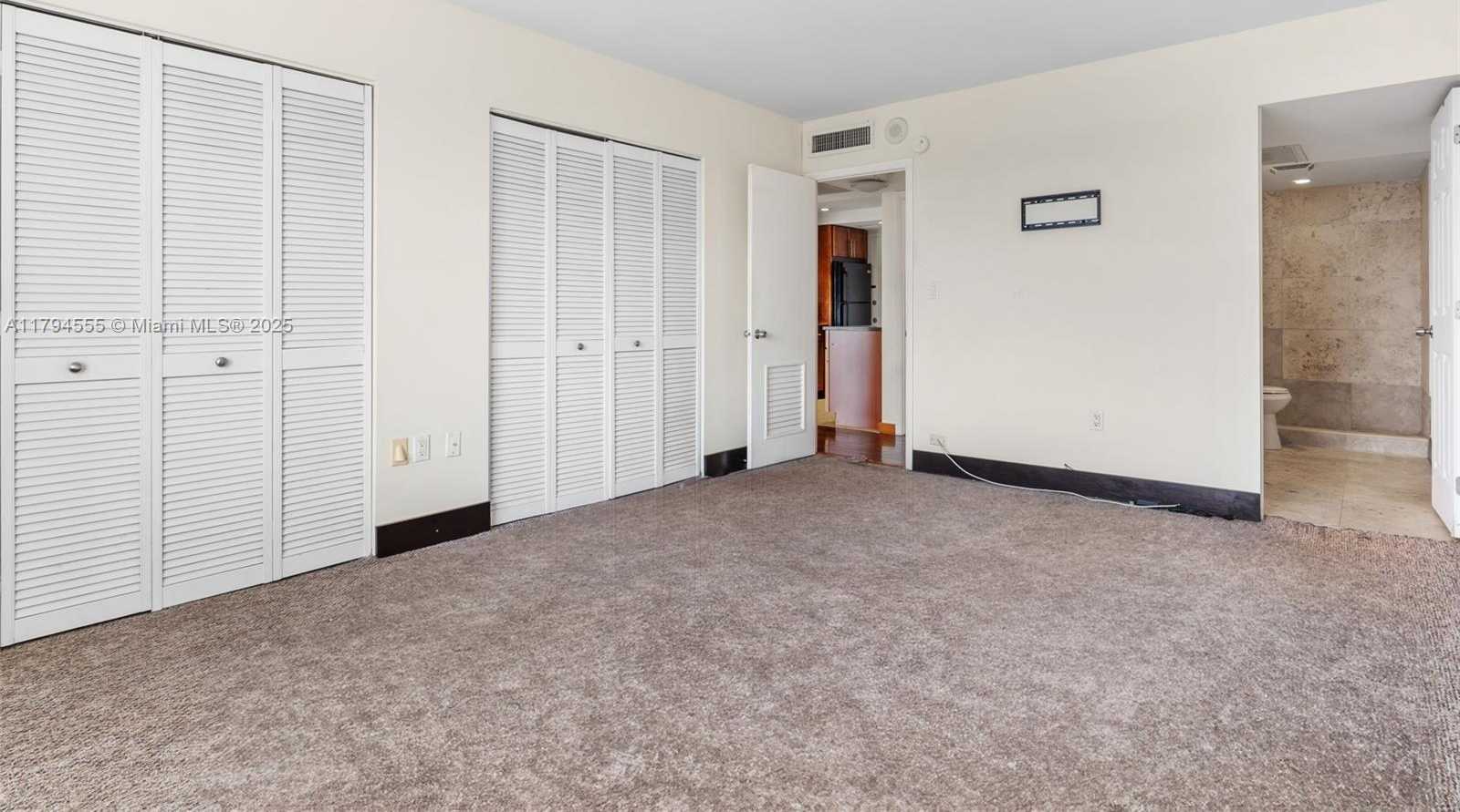 Small Image of 11111 BISCAYNE BLVD #10H, Miami Number 10