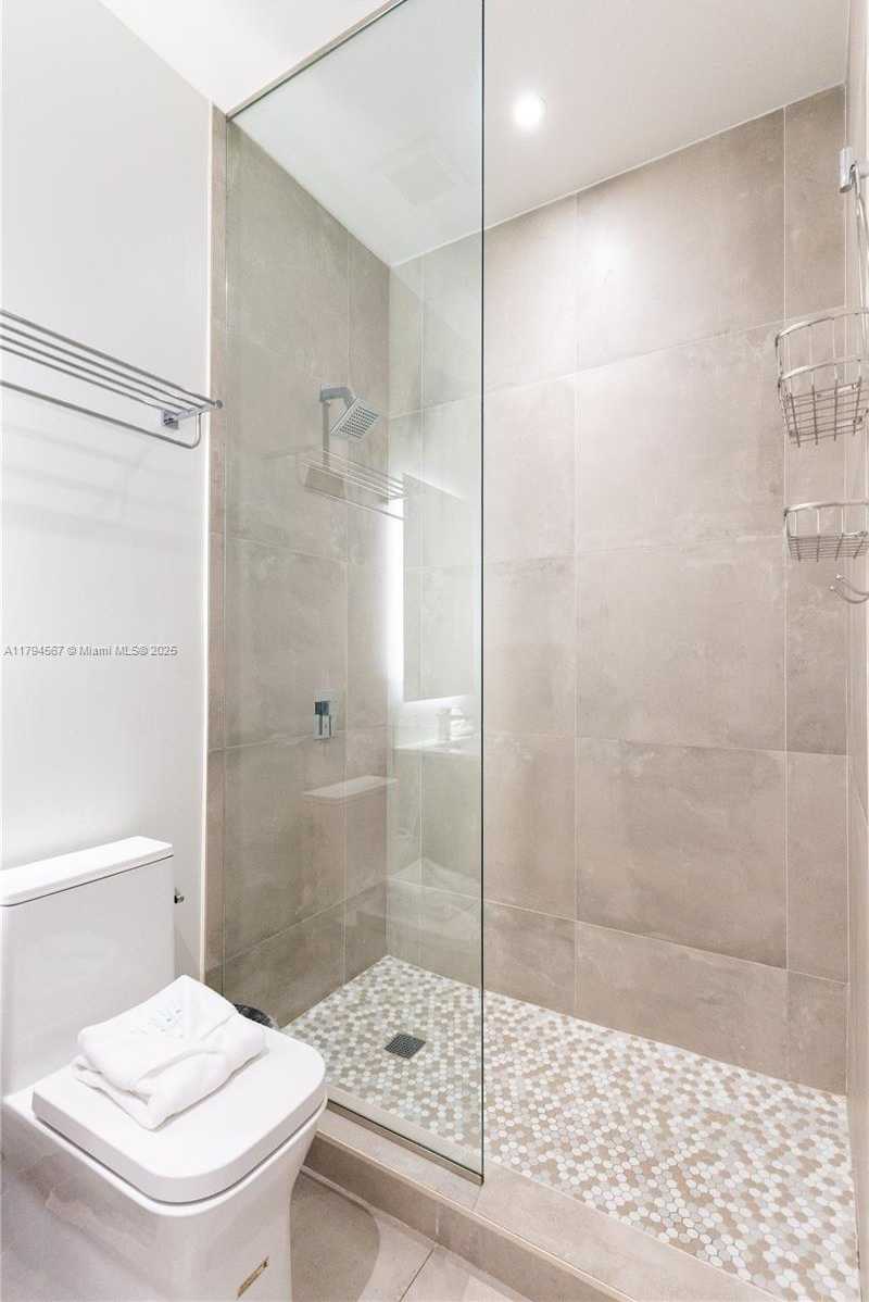 Small Image of 229 SOUTH WEST 9TH ST #2, Miami Number 13