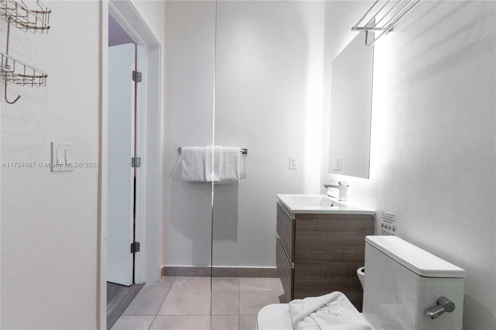 Small Image of 229 SOUTH WEST 9TH ST #2, Miami Number 14