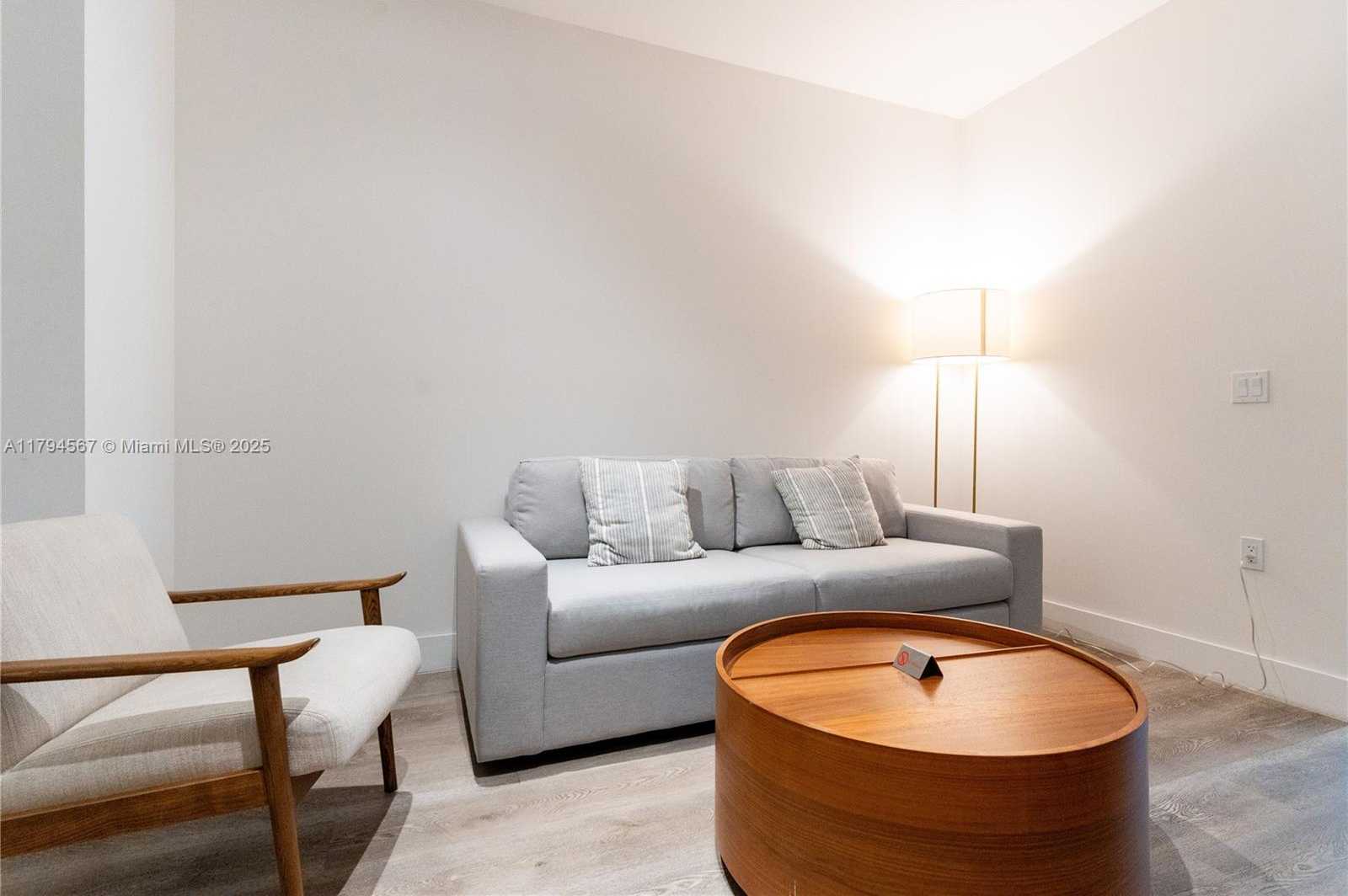 Small Image of 229 SOUTH WEST 9TH ST #2, Miami Number 22