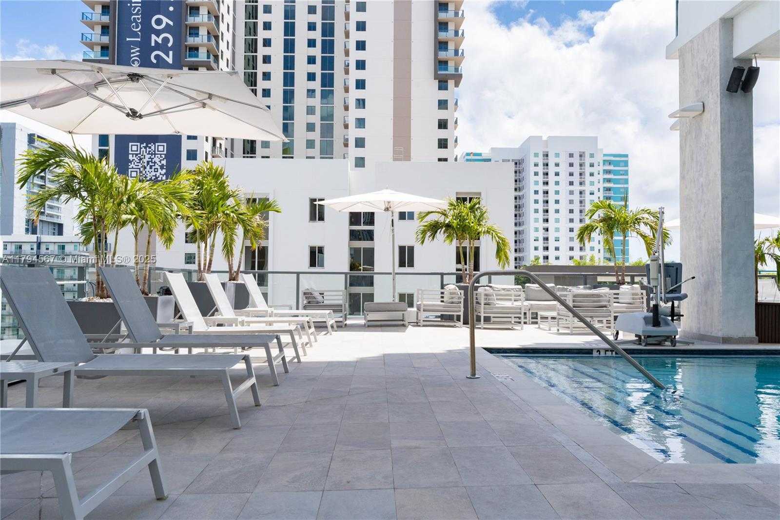 Small Image of 229 SOUTH WEST 9TH ST #2, Miami Number 31