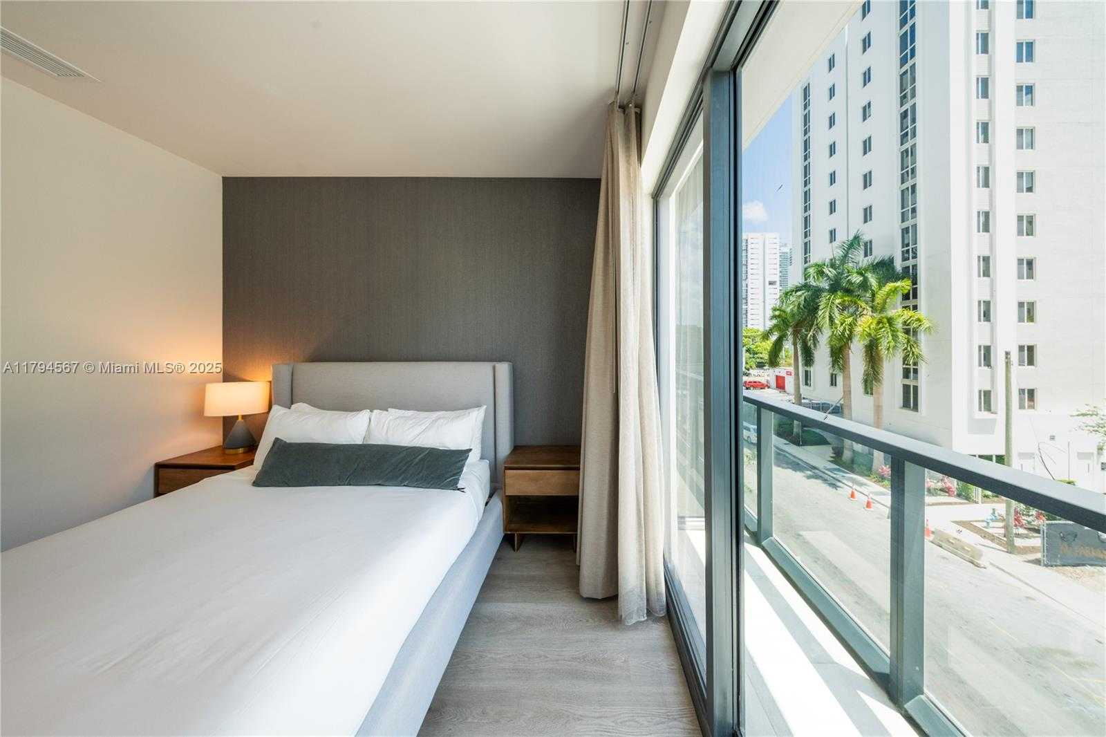 Small Image of 229 SOUTH WEST 9TH ST #2, Miami Number 5