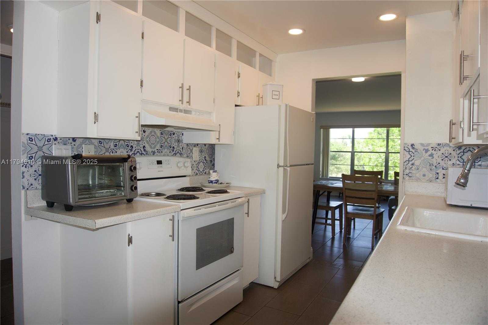 Small Image of 8105 NORTH WEST 61ST ST #A306, Tamarac Number 9