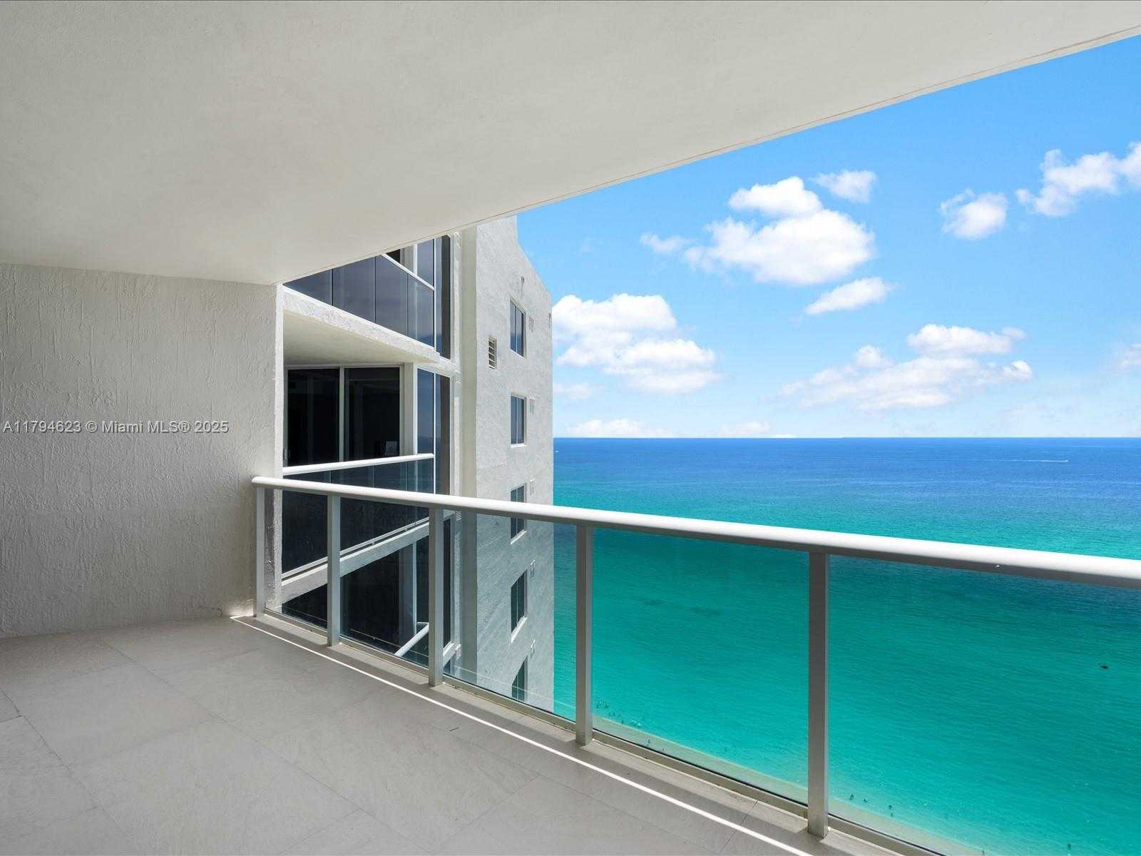 Small Image of 19111 Collins Ave, Sunny Isles Beach, FL 33160, USA Number 39