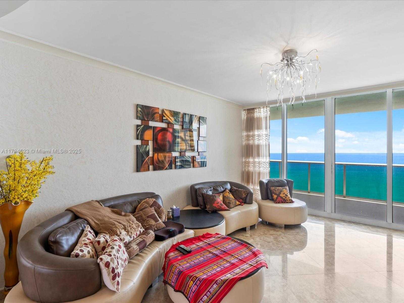 Small Image of 19111 Collins Ave, Sunny Isles Beach, FL 33160, USA Number 8