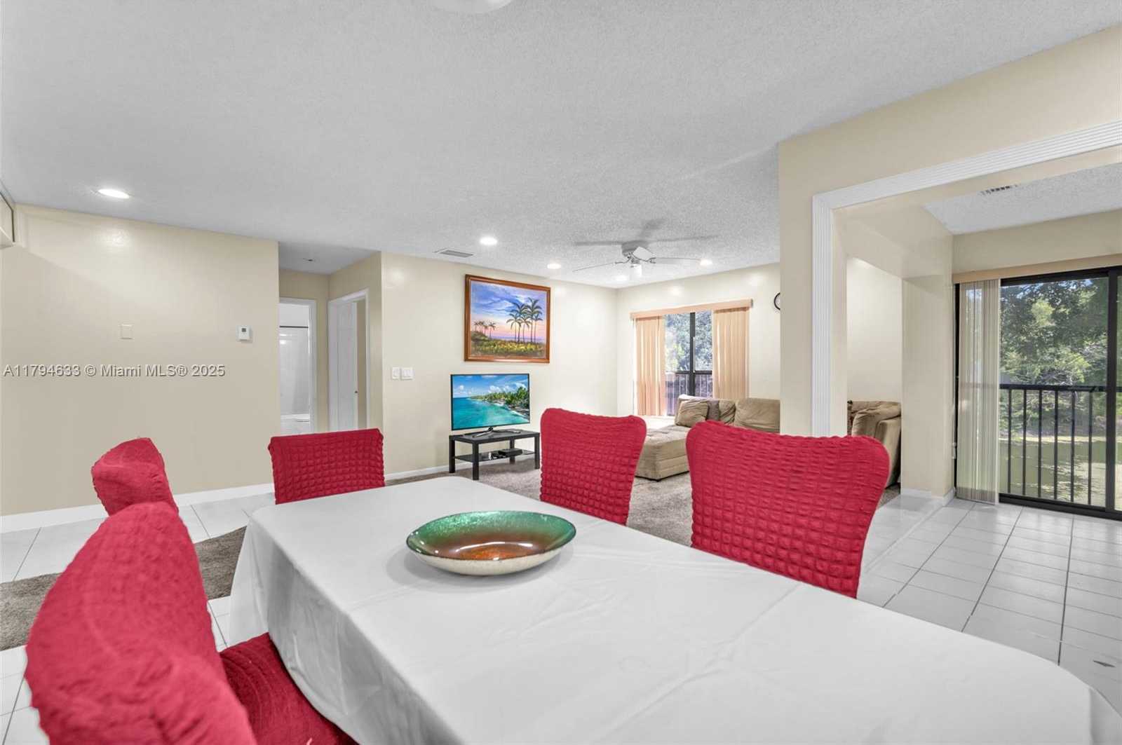 Small Image of 3699 COCOPLUM CIR #3538, Coconut Creek Number 21