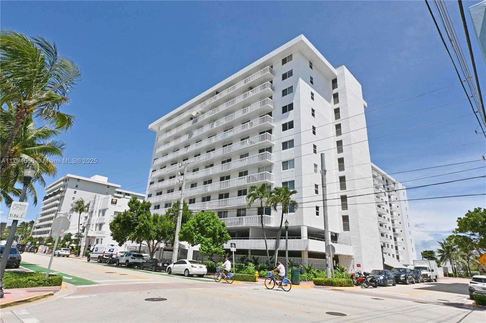 Small Image of 401 OCEAN DRIVE #1003, Miami Beach Number 36