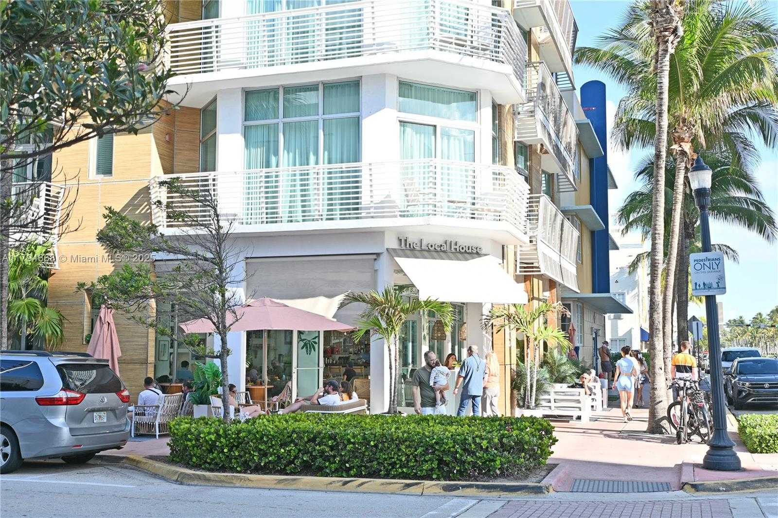 Small Image of 401 OCEAN DRIVE #1003, Miami Beach Number 37