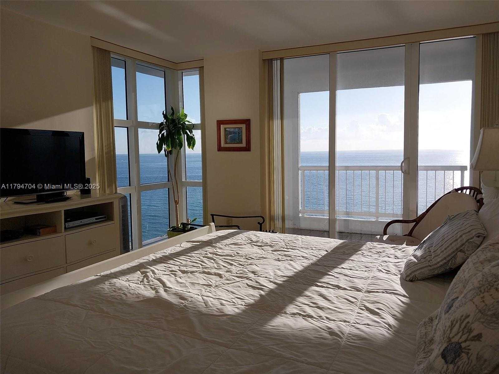 Small Image of 9341 COLLINS AVE #1102, Surfside Number 14