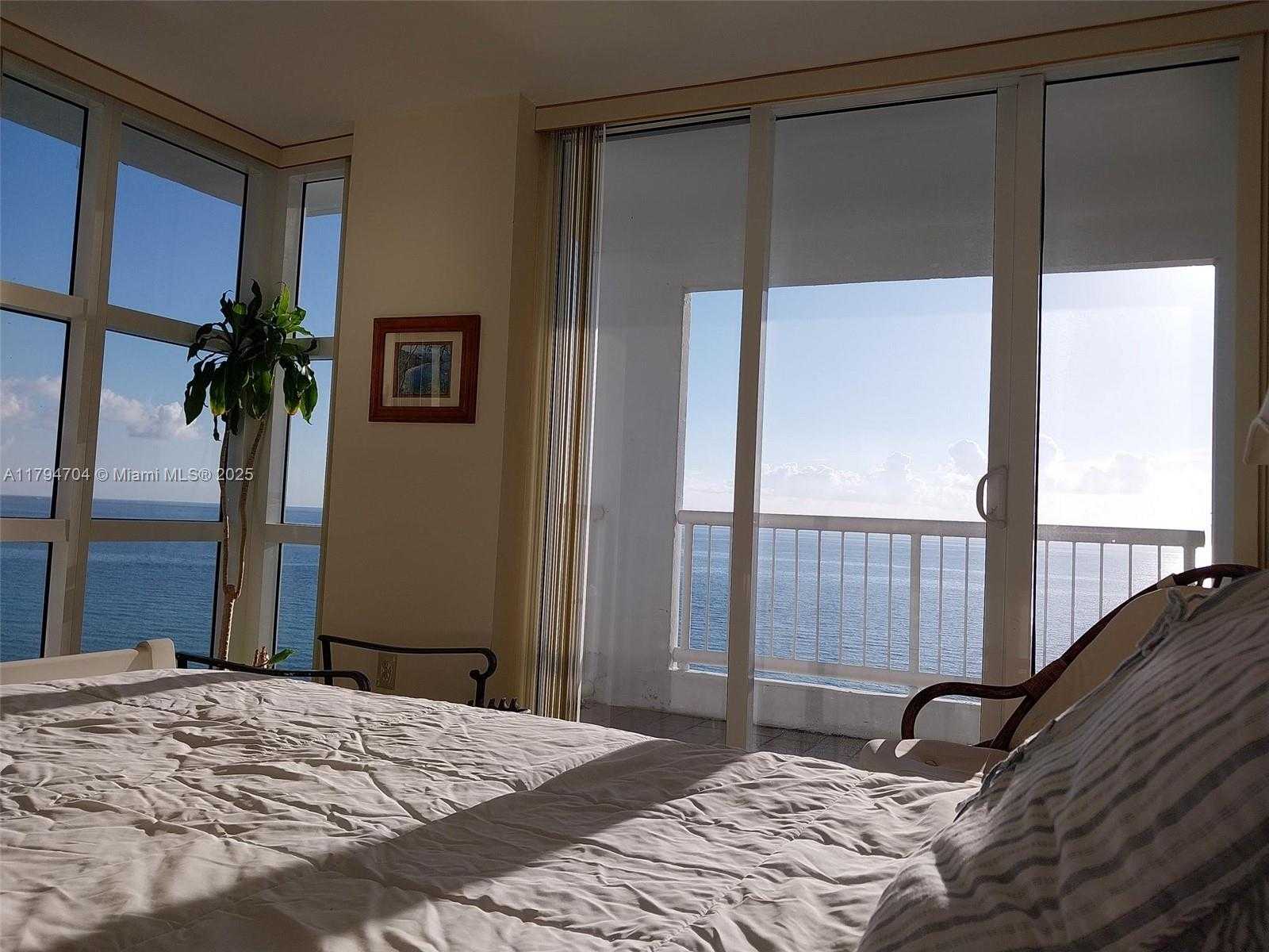 Small Image of 9341 COLLINS AVE #1102, Surfside Number 15