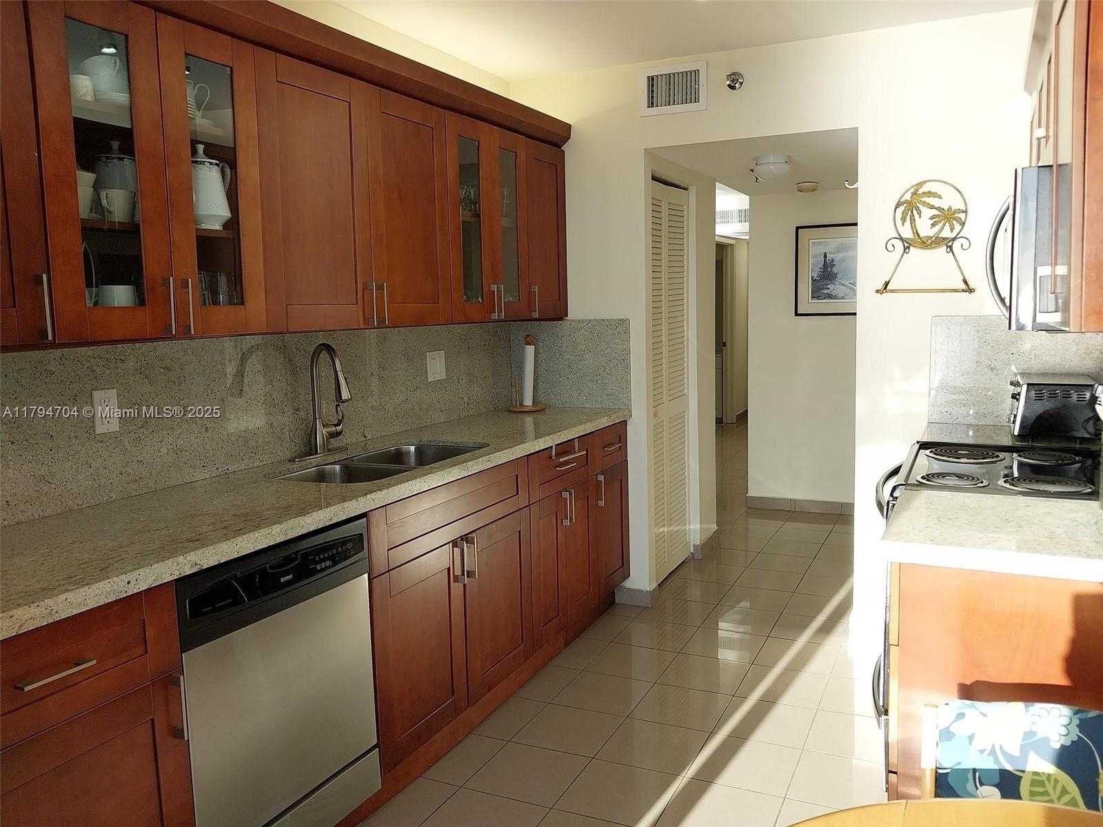 Small Image of 9341 COLLINS AVE #1102, Surfside Number 23