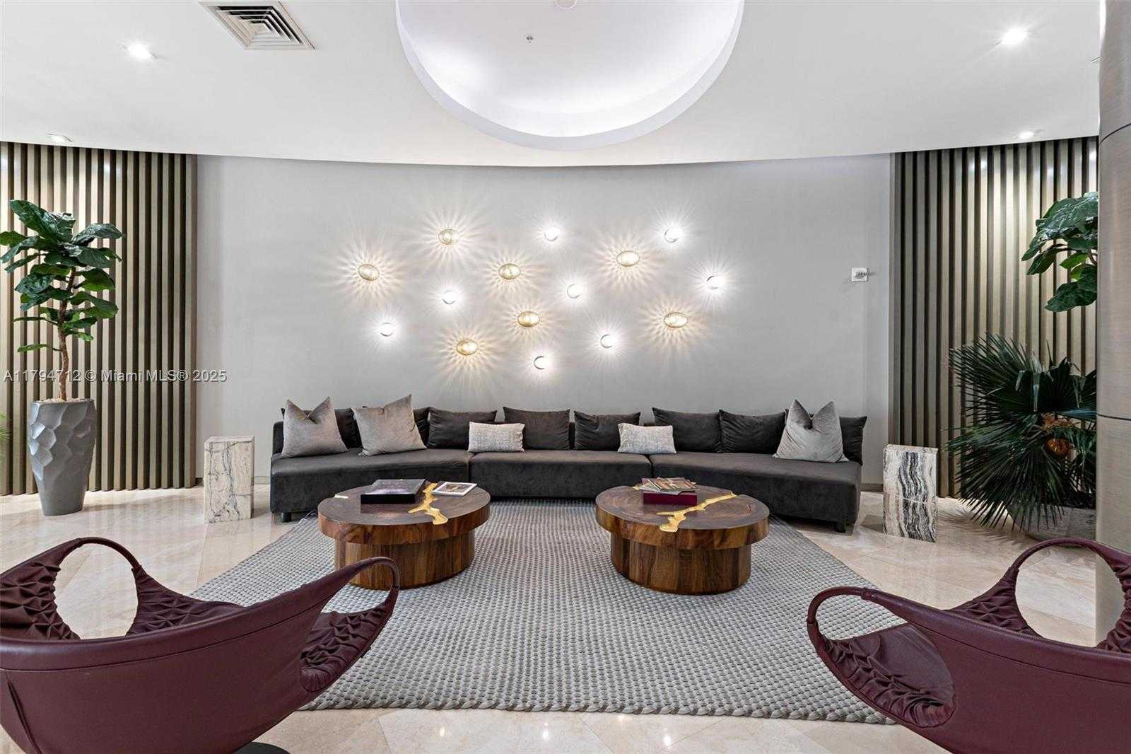 Small Image of 10275 COLLINS AVE #801, Bal Harbour Number 32