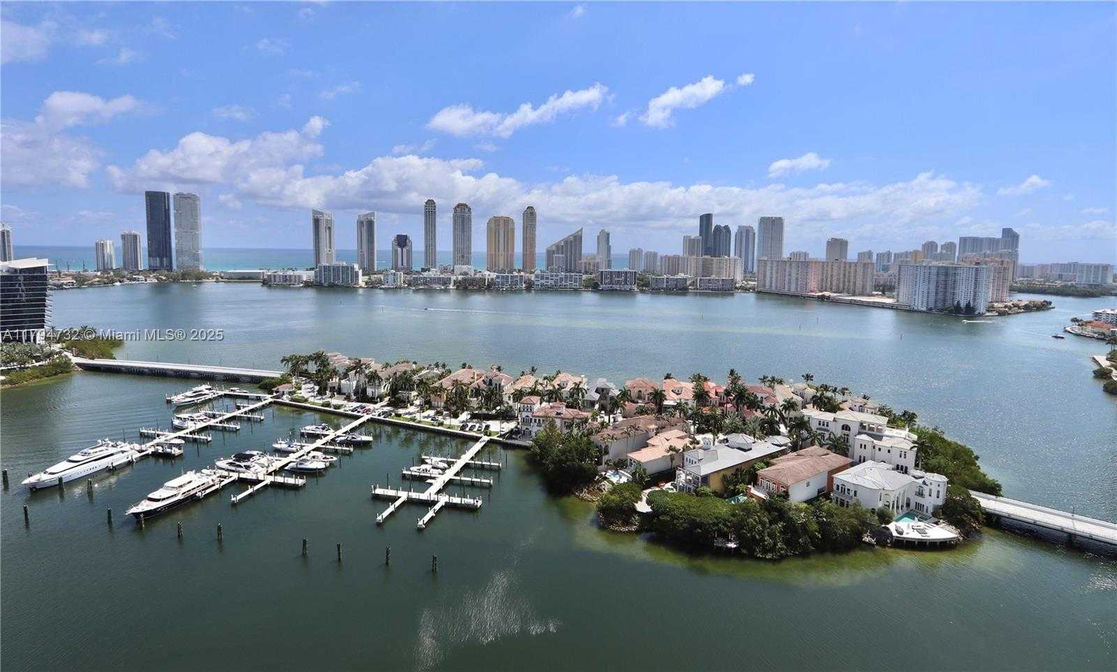 Small Image of 6000 ISLAND BLVD #2102, Aventura Number 3