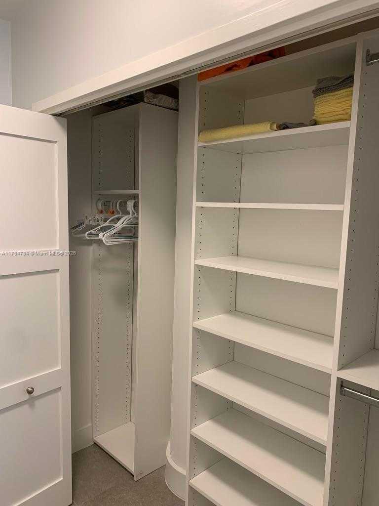 Small Image of 3725 SOUTH OCEAN DR #311, Hollywood Number 17