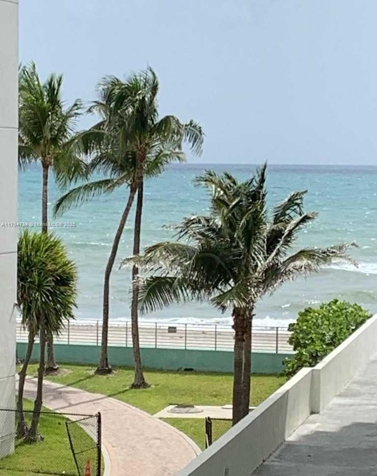 Small Image of 3725 SOUTH OCEAN DR #311, Hollywood Number 2