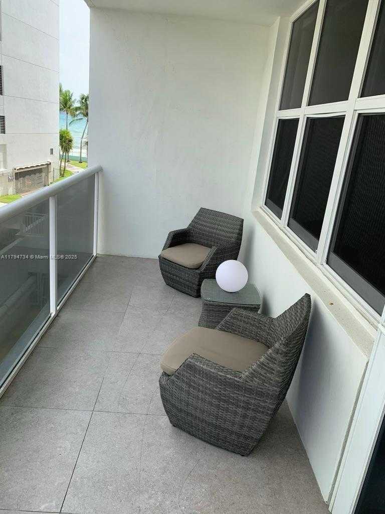 Small Image of 3725 SOUTH OCEAN DR #311, Hollywood Number 22