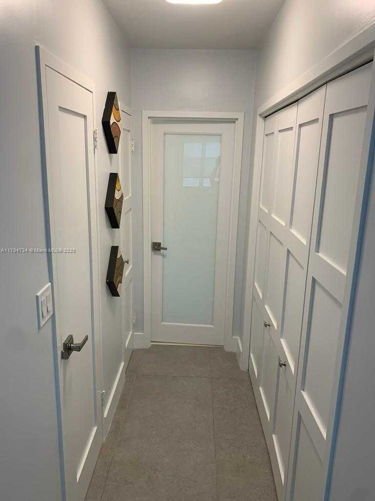 Small Image of 3725 SOUTH OCEAN DR #311, Hollywood Number 4