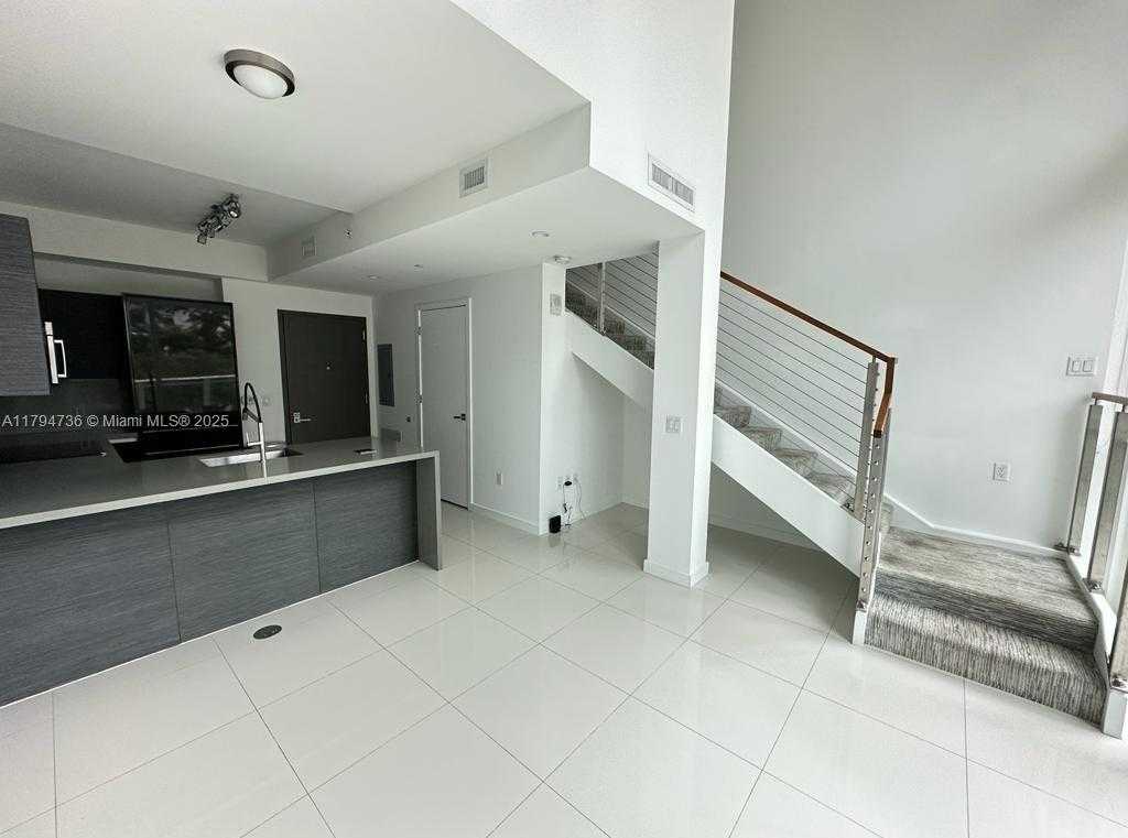 Small Image of 1080 BRICKELL AVE #303, Miami Number 3