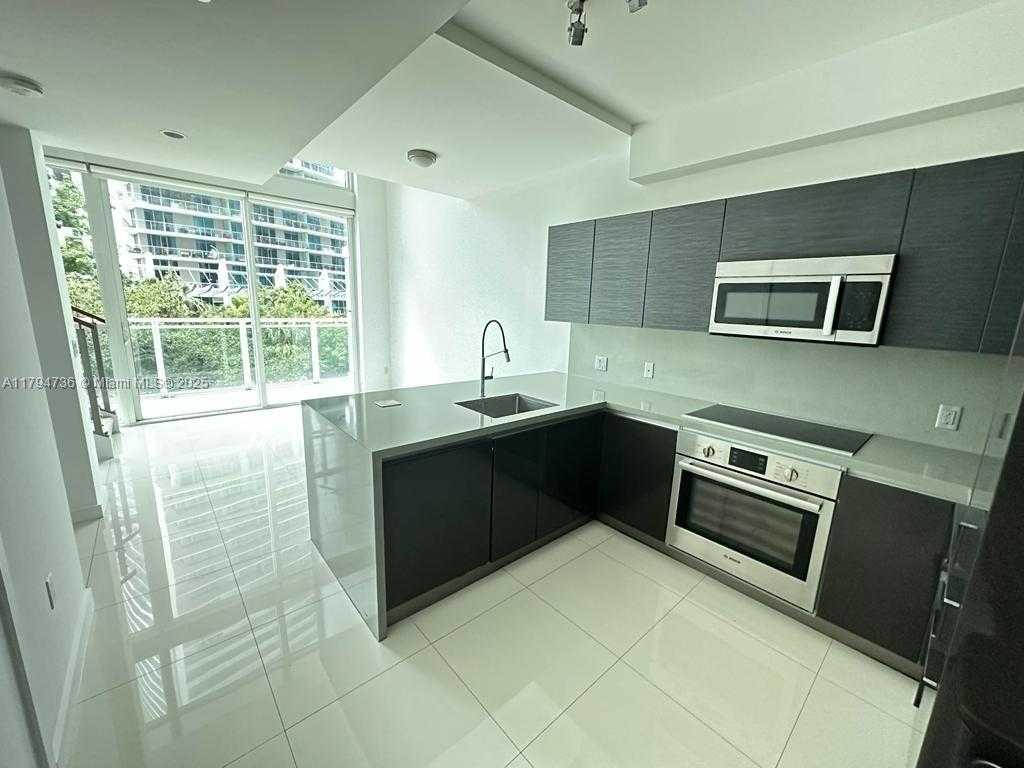 Small Image of 1080 BRICKELL AVE #303, Miami Number 4