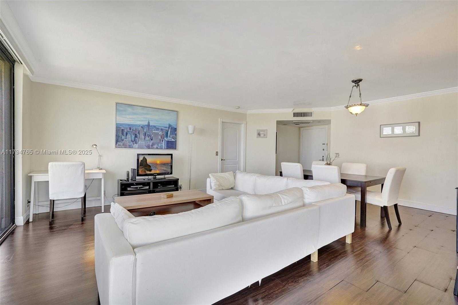 Small Image of 3300 NORTH EAST 191 ST #LPH 07, Aventura Number 11