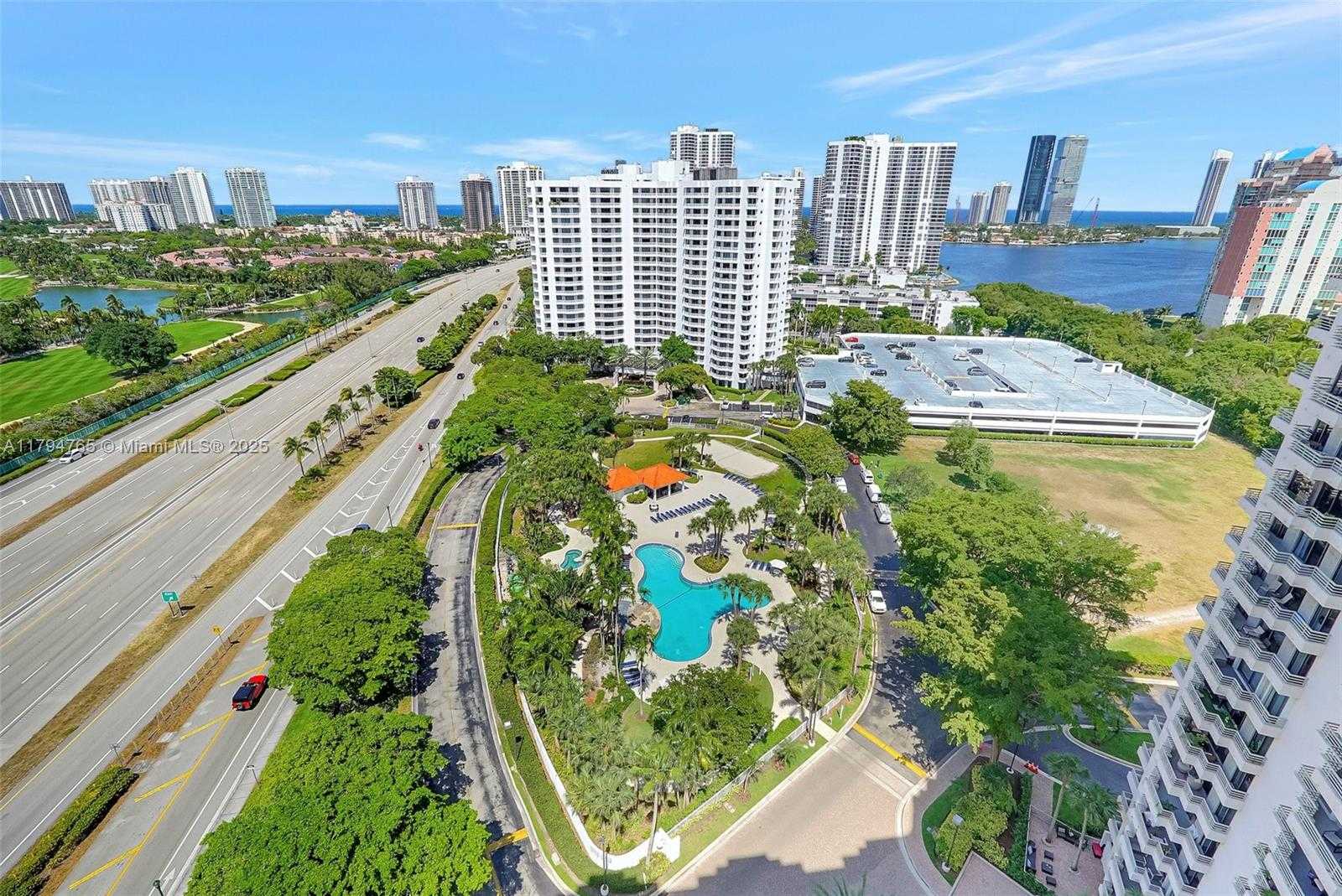Small Image of 3300 NORTH EAST 191 ST #LPH 07, Aventura Number 25