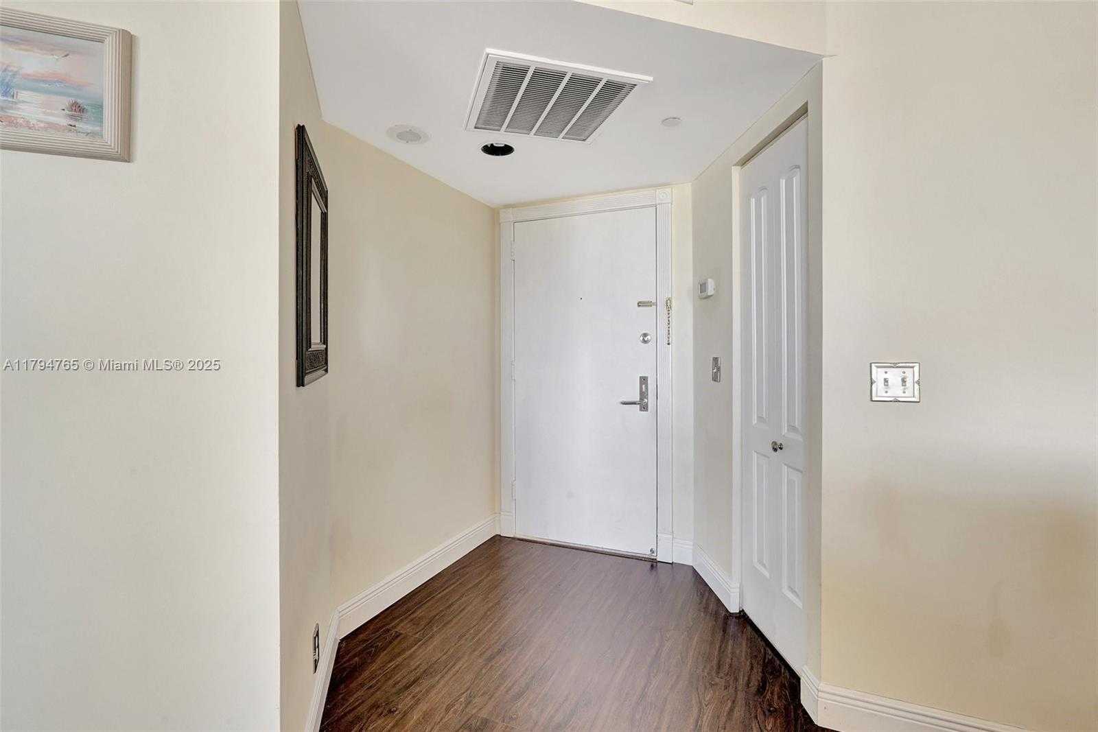 Small Image of 3300 NORTH EAST 191 ST #LPH 07, Aventura Number 44