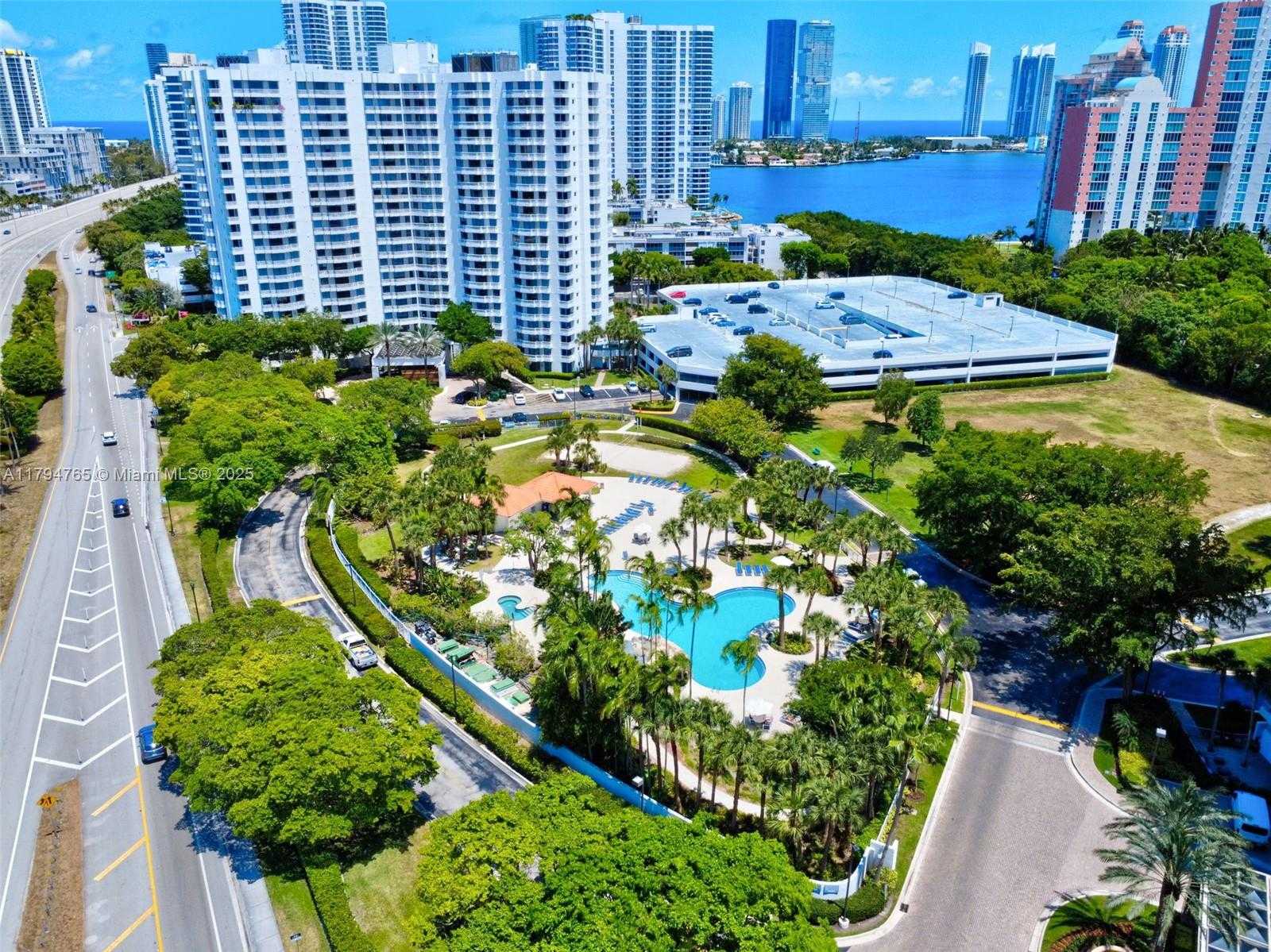 Small Image of 3300 NORTH EAST 191 ST #LPH 07, Aventura Number 60