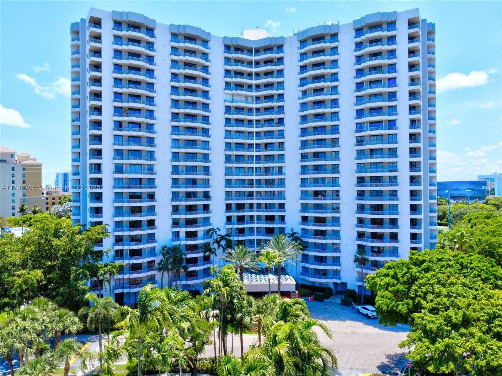 Small Image of 3300 NORTH EAST 191 ST #LPH 07, Aventura Number 62