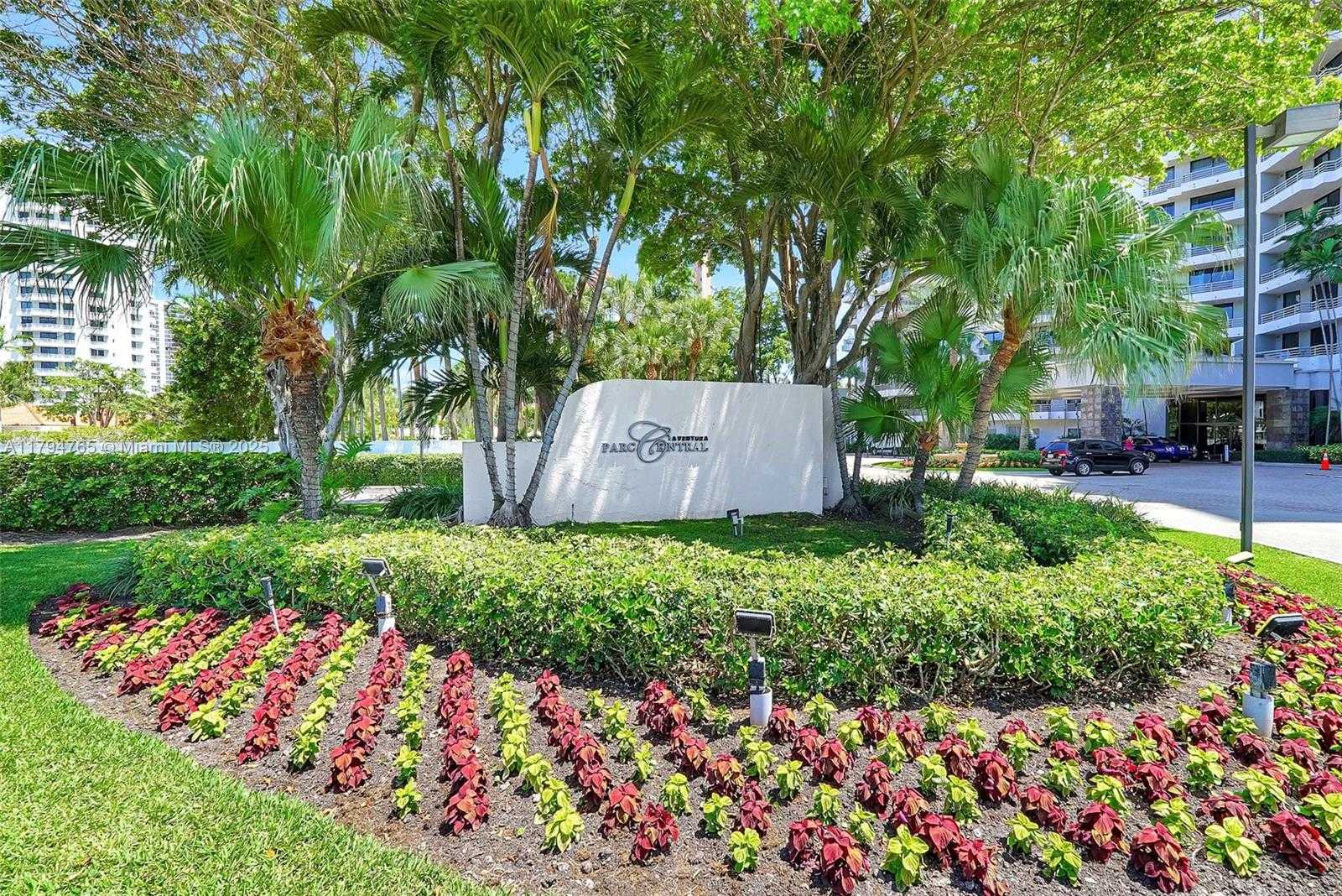 Small Image of 3300 NORTH EAST 191 ST #LPH 07, Aventura Number 70