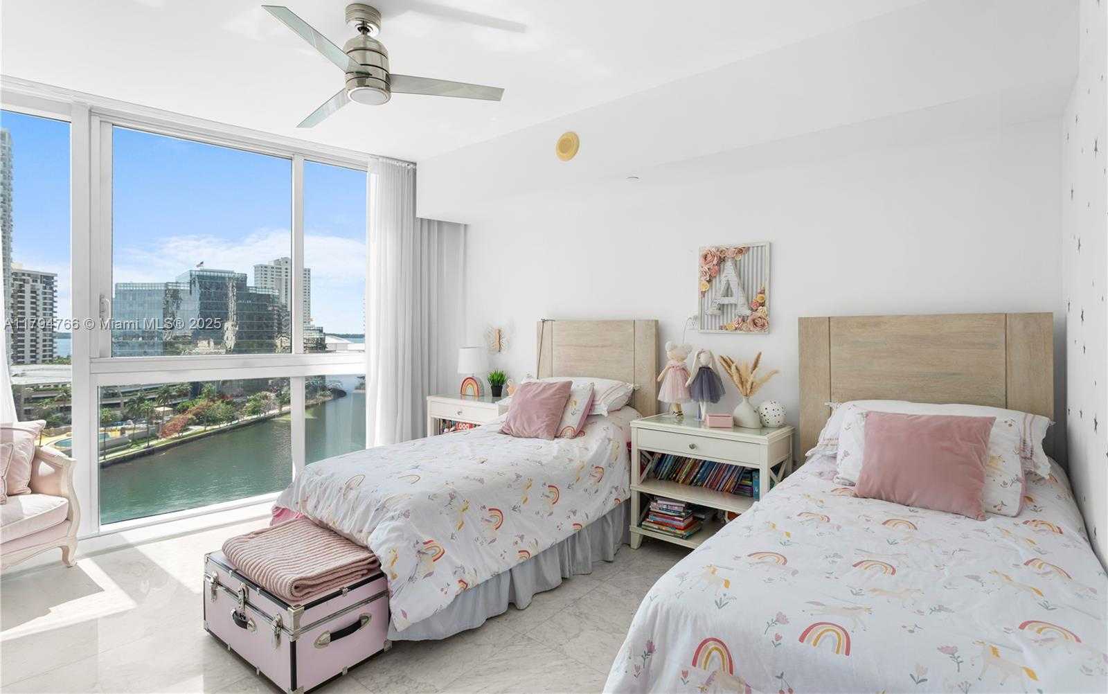 Small Image of 495 BRICKELL AVE #1001, Miami Number 14