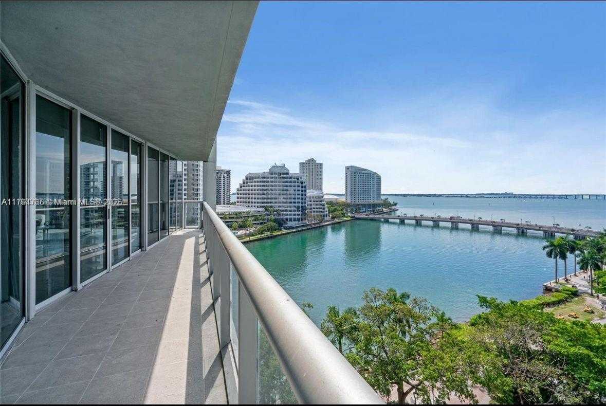Small Image of 495 BRICKELL AVE #1001, Miami Number 21