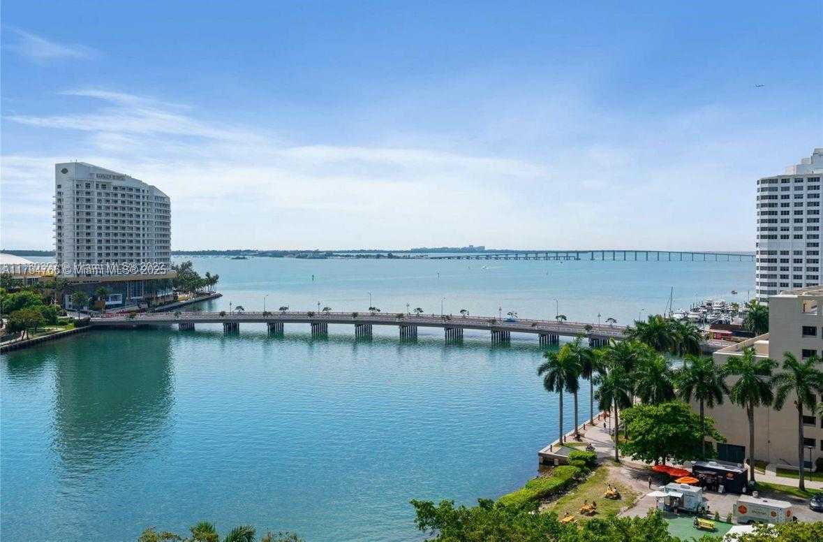 Small Image of 495 BRICKELL AVE #1001, Miami Number 23